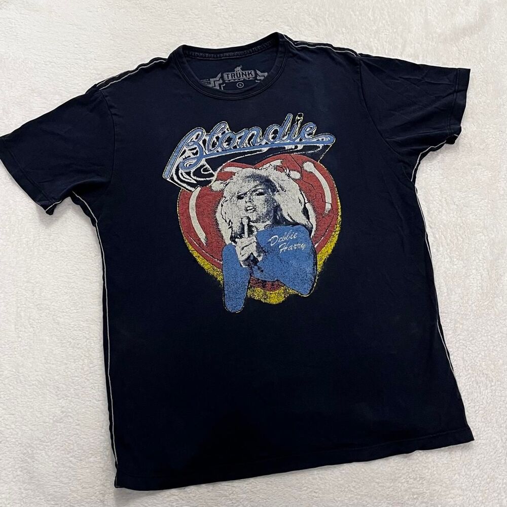 Trunk Women's Navy and Black T-shirt